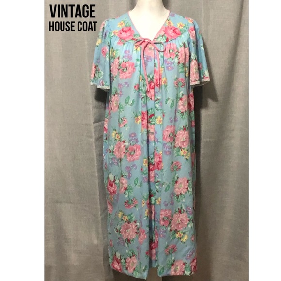 Vintage Other - Vintage House Coat-Short Sleeve-Pink Floral-GUC-Lady Manhattan brand